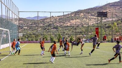 Bayraklı’da manalı turnuva: ‘Ferdi Zeyrek’ U-12 Cup futbol turnuvası başlıyor!