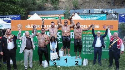Çalı’da başpehlivan Mehmet Yeşil Yeşil oldu