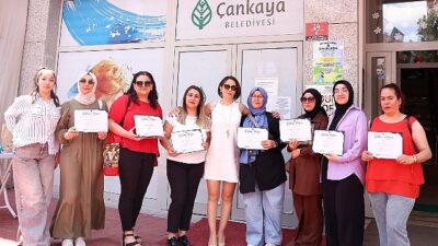 Cebeci Çankaya Konutu’nda Mezuniyet Sevinci: 180 Kursiyer İştirak Dokümanı Aldı