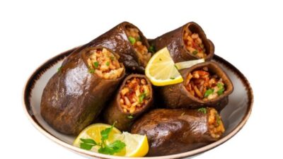 Fırında Kuru Patlıcan Dolması
