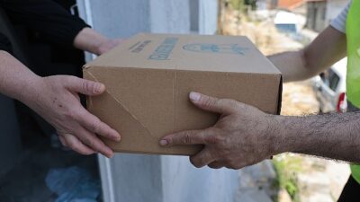 Konak’ta kapı kapı dayanışma