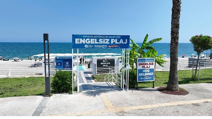 Konyaaltı Manisiz Plaj yaza hazırlanıyor