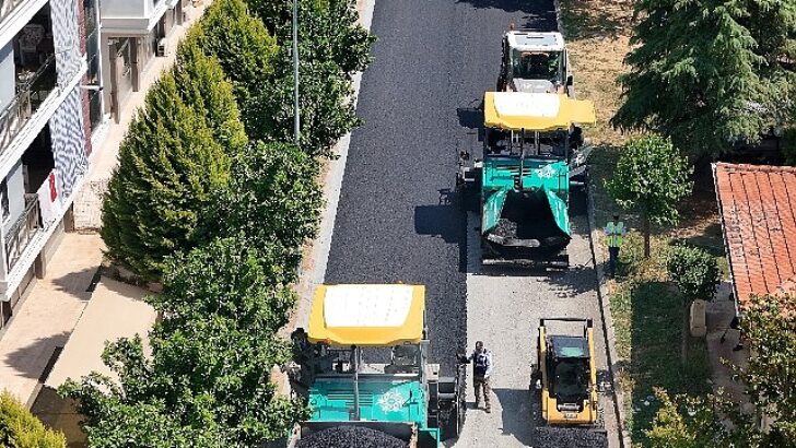 Lider Çerçioğlu Efeler’in yollarını yeniliyor