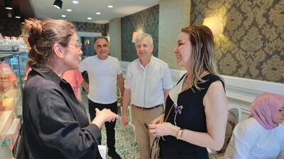 Lider Keyifli esnafla bayramlaştı