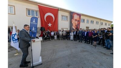 Lider Tugay Kurban Bayramı öncesi İZSU çalışanları ile buluştu