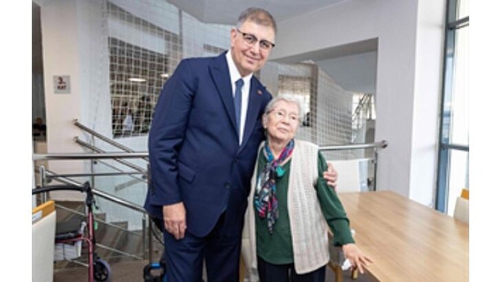 Lider Tugay’dan bayram öncesi huzurevi ve hastane ziyareti