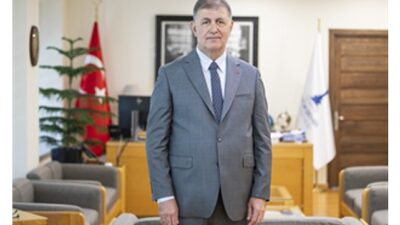 Lider Tugay’dan problemlerin kalıcı tahlili için lokal idarelere yetki daveti