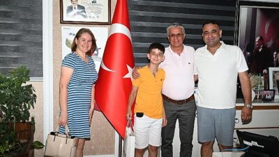 Minik Gögeş, Başkan Topaloğlu ile tanışmaya geldi