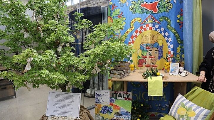 Moda Akademisi’nde “Vitrin Bir Sahne” standı açıldı