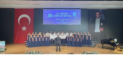 Nilüfer Gençlik Korosu başşehirden mükafatla döndü