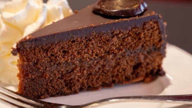 Sacher Pasta (Sachertorte) Tarifi