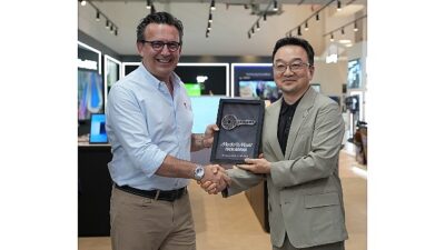 Samsung, MediaMarkt’ın teknoloji tecrübe mağazası Tech Arena’da butik mağaza açtı
