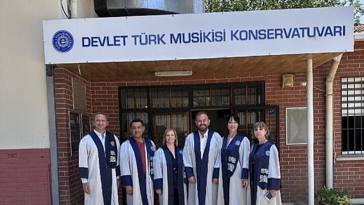 Türkiye’de bir birinci: EÜ DTMK Türk Halk Oyunları Doktora Programı birinci mezununu verdi