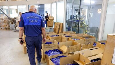 Yenişehir Belediyesi ruhsatsız besin desteği üreten tesisi mühürledi