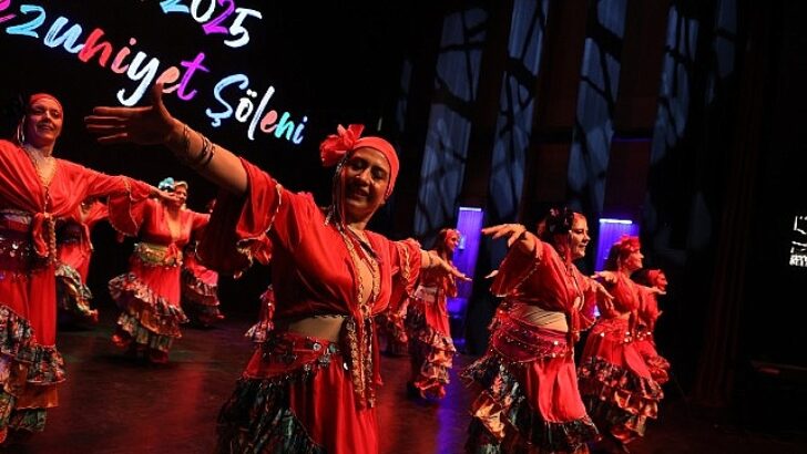 Zeytinburnu Kültür Sanat’ta Mezuniyet Heyecanı