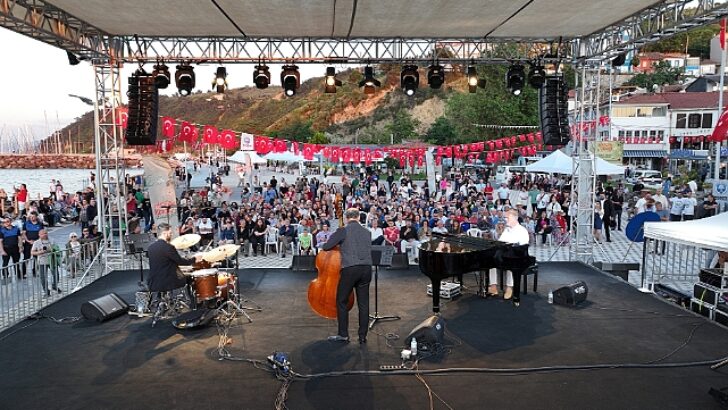 Zeytinin Konutu, Şenliğin Sahnesi Oldu