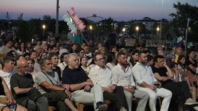 Açık hava sinema gösterimleri ‘Paranoya’ ile başladı