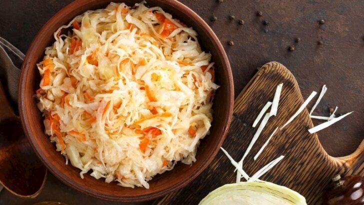 Alman Usulü Lahana Turşusu: Sauerkraut
