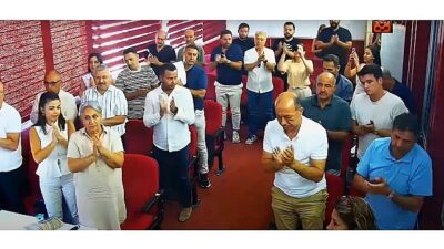 Belediye Meclisinde dayanışma bildirisi: Ayakta alkışlandılar