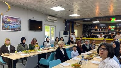 Beyaz Kalpler’de mezuniyet sevinci