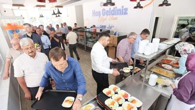 Canik Belediye Başkanı İbrahim Sandıkçı, SBB Meclis Üyelerini Can Sofrası’nda ağırladı.