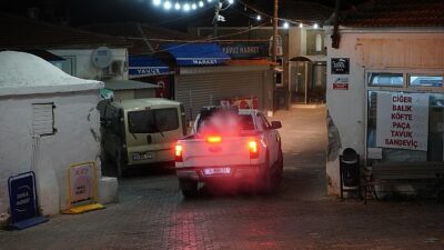 Çeşme’de yaz paklığı ve ilaçlama seferberliği: 24 saat kesintisiz hizmet