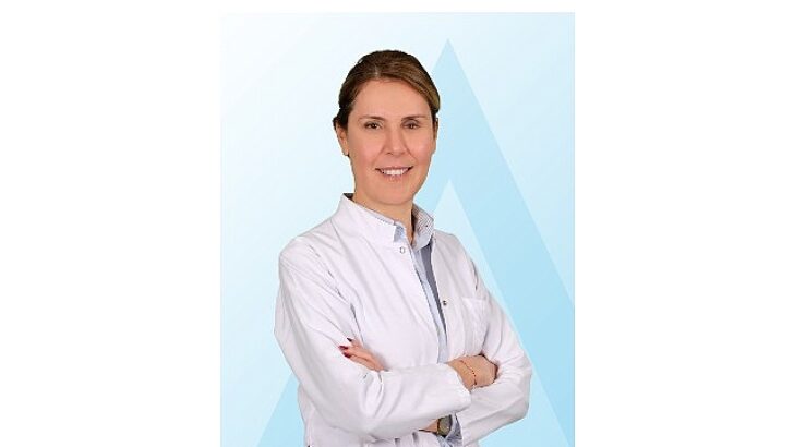 Çocuğunuzu “kusuyor” diye susuz bırakmayın!