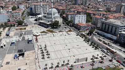 Cumhurbaşkanı Erdoğan’ın Bayrak Daveti Bağcılar’da Karşılık Buldu