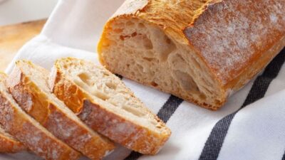 Evde Klasik Somun Ekmek Tarifi