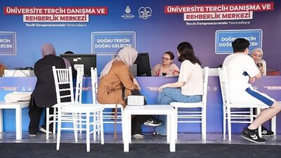 İBB’den YKS Tercih Devrinde Gençlere Rehberlik