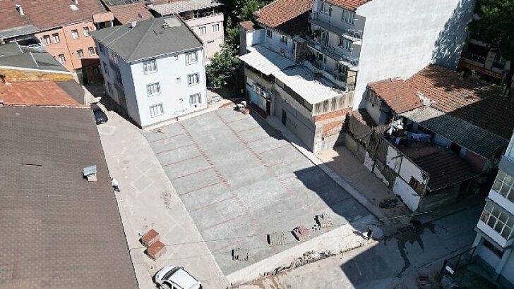 İnegöl’de Kamulaştırılan Alanlar Otoparka Dönüşüyor
