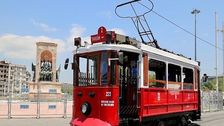 İstanbul’un Tarihi Nostaljik Tramvayı Yenilendi