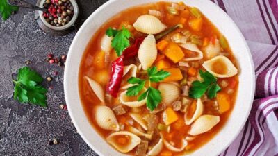 İtalya’dan Sofraya Sıcacık Bir Ziyafet: Minestrone Çorbası Tarifi