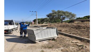 İzmir Büyükşehir Belediyesi 30 ilçede 27 takımla vazife başında