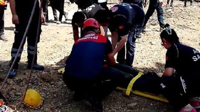 İzmir İtfaiyesi kuyuya düşen yurttaşı kurtardı