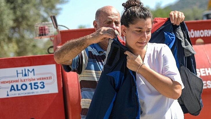 İzmirli baba ve kızı yangınlara karşı omuz omuza gayret ediyor