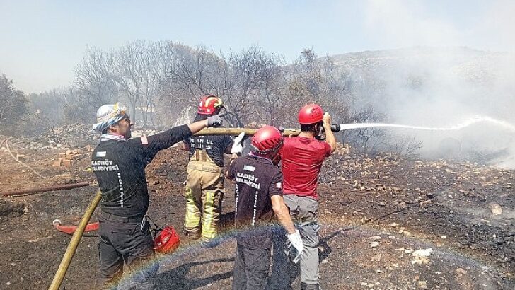 Kadıköy’den Yola Çıkan İkinci Takımlar Yangın Bölgesine Ulaştı