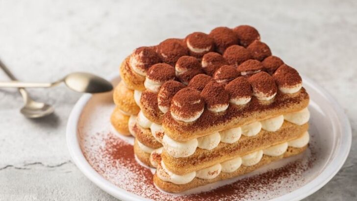 Kedidilli Tiramisu Tarifi