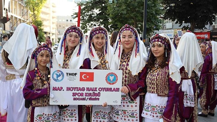 Kocaeli’de 2. Balkan Halk Oyunları rüzgârı esti