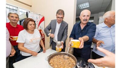 Lider Tugay aşure rahmetini paylaştı