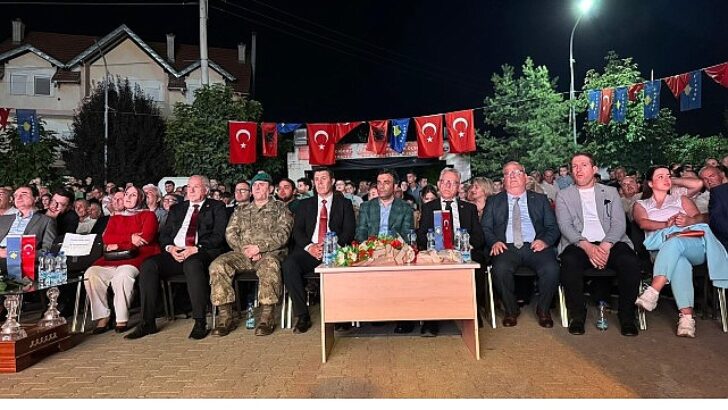 Mamuşa Domates Şenliği coşkuyla kutlandı