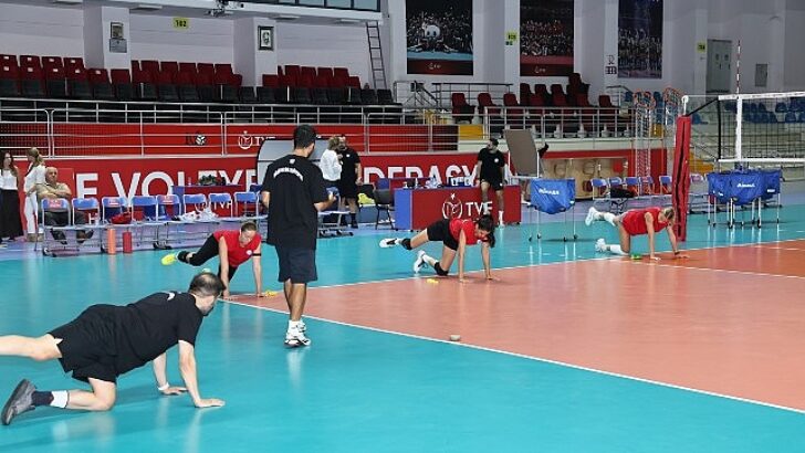 Nilüfer Belediyespor Eker Bayan Voleybol Grubu yeni dönem hazırlıklarına başladı