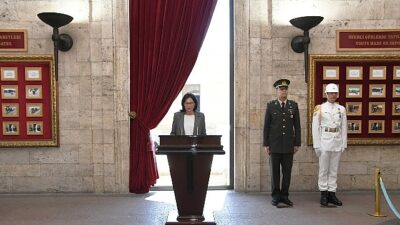 PKU Aile Derneği’nden 20. Yılında Manalı Ziyaret: Anıtkabir’de PKU ve Yenidoğan Tarama Programına Dikkat Çekildi