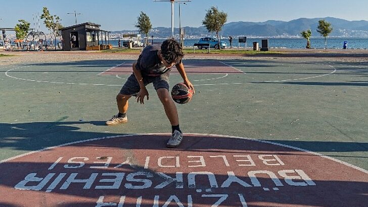 Spor istasyonlarının üçüncüsü Bostanlı’da hizmete açıldı