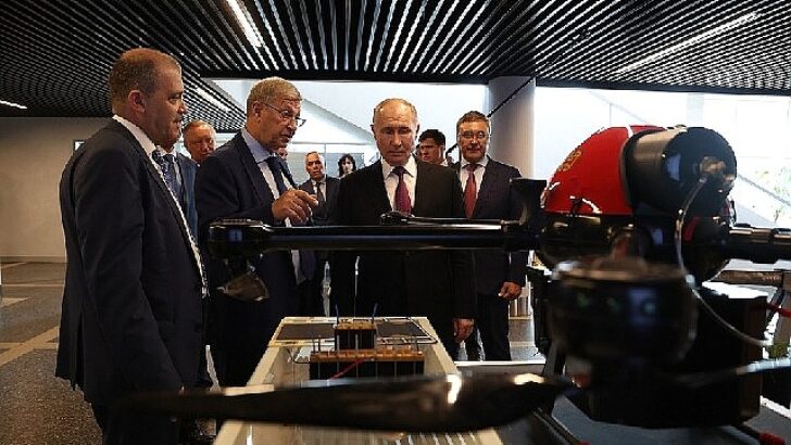 St. Petersburg Devlet Denizcilik Teknik Üniversitesi’ne Ziyaret