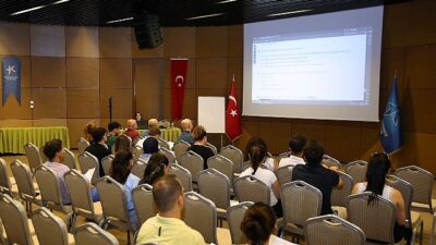 Uzmanlar Uyardı: “Cilt Kanserine Karşı Kesinlikle Hami Ekipmanlar ve Güneş Kollayıcı Kullanılmalı”