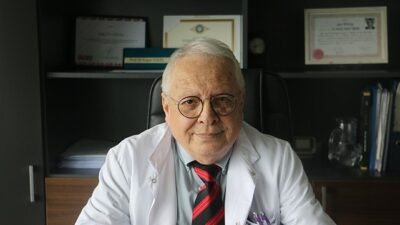 Yapay zekâ ile geleceğin diş doktorları yetişiyor!