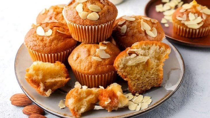 Badem Unlu Muffin Tarifi