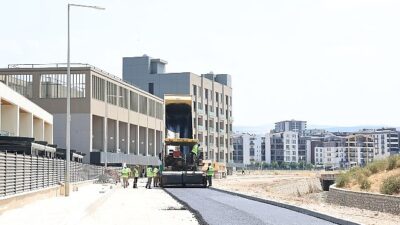 Balkan Mahallesi’nde yollar asfaltlanıyor