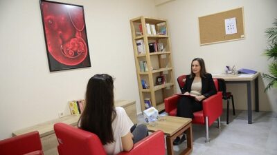 Bayraklı’da bayan ve çocuklara fiyatsız hukuksal dayanak